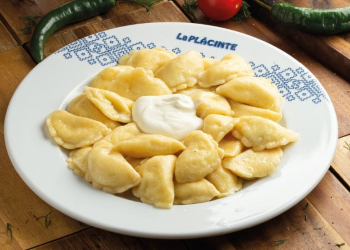 Colțunași cu brânză ’or ‘Chiroște’ – Cheese Dumplings