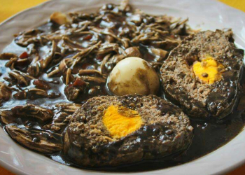 Chimole Relleno Negro