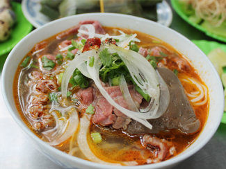 Bún bò Huế