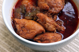 Stew chicken