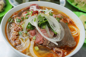 Bún bò Huế Nam Giao