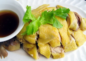 Gà hấp muối Đông Giang