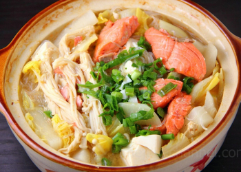 Lẩu cá hồi Ishikari Nabe