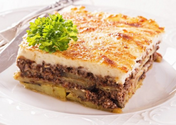 Thịt băm đúc lò phô mai Ricetta moussaka