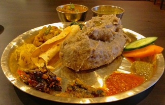 Món Nepal
