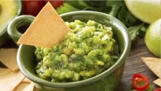 Món bơ xay nhiễn Guacamole