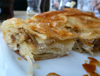 Bánh Burek Bosnia