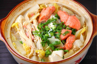 Lẩu cá hồi Ishikari Nabe