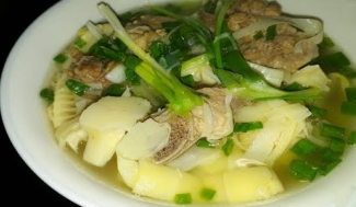 Canh măng xường non