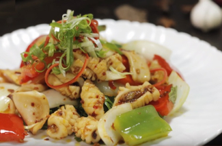Mực xào sa tế