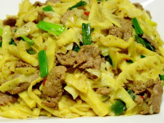 Măng xào thịt